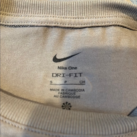 Nike Tan Short Sleeve Tee Classic Crew Neck - Picture 8 of 9